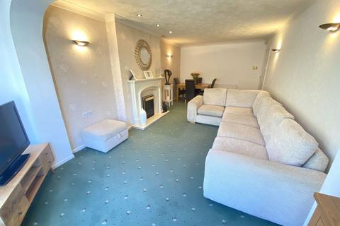 22 Cecil Street, Royton, Oldham, OL2 5NE