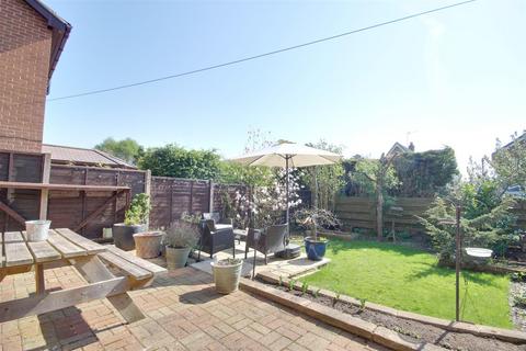 4 bedroom detached house for sale, Castle Drive, South Cave