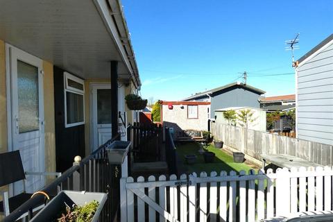 1 bedroom park home for sale, Ash Drive, Lamaleach Park, Preston PR4