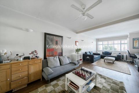 undefined, Addington Drive, London, N12
