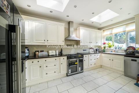 undefined, Addington Drive, London, N12