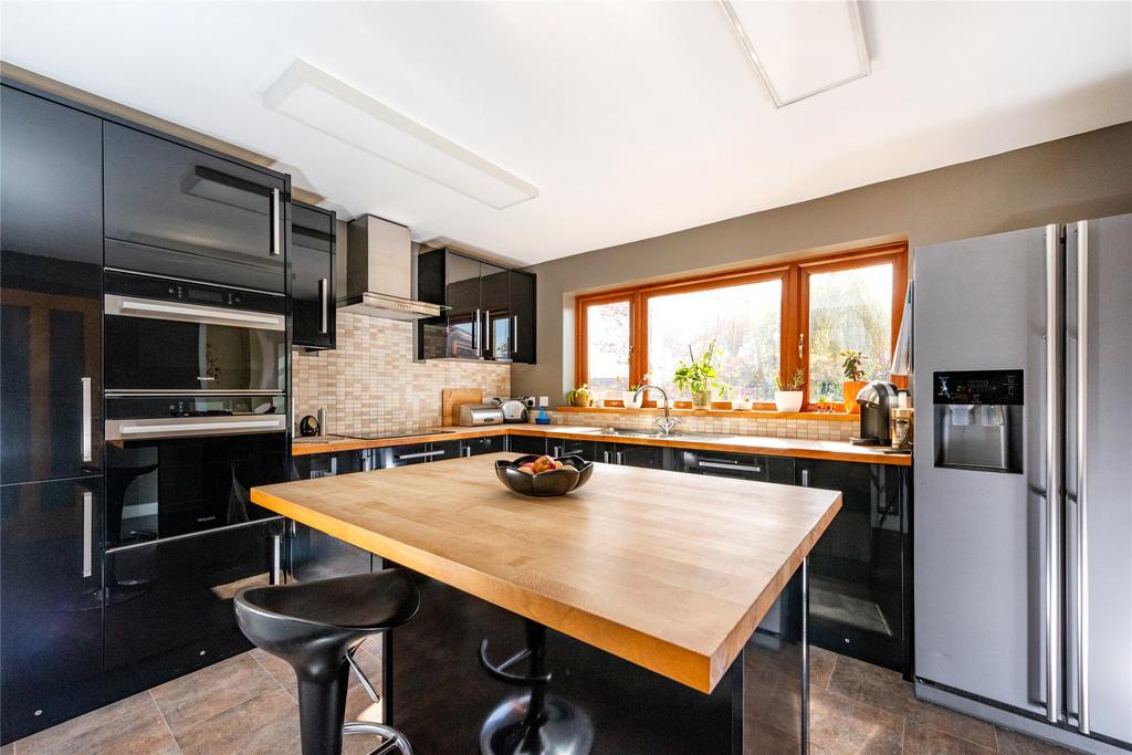 Kitchen/Breakfast