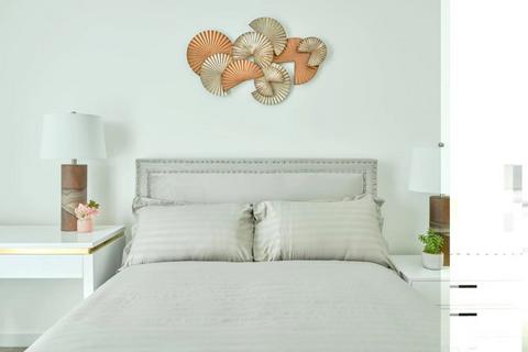 undefined, Marsh Wall London E14