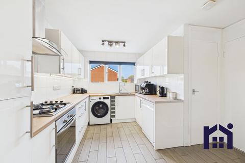 14 Glover Close, Leyland, PR26 8NL