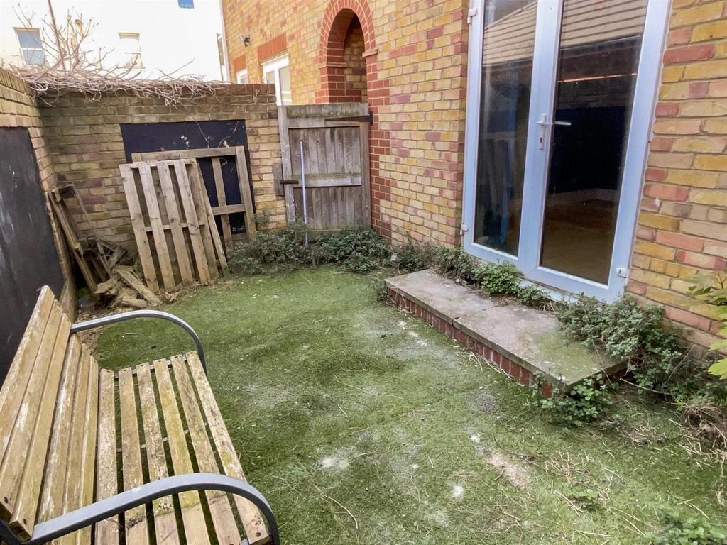 Courtyard Garden