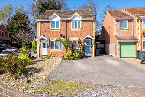 2 bedroom semi-detached house for sale, Worcester Park, Greenhithe