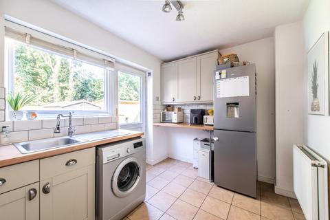 8 Jackson Close, Greenhithe, DA9 9QH