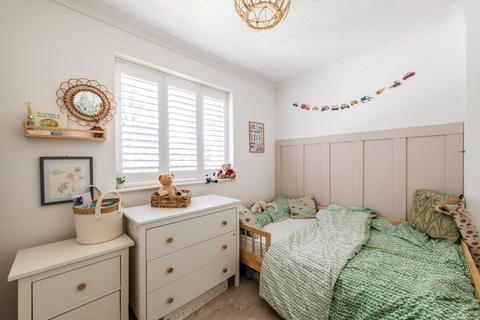 8 Jackson Close, Greenhithe, DA9 9QH