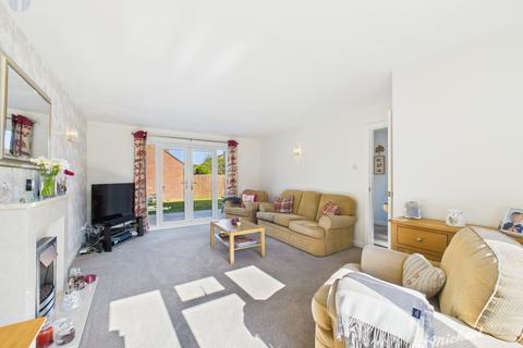 4 bedroom detached house for sale, Meadow Park, Stoke Mandeville, Aylesbury