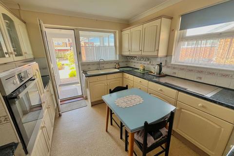 3 bedroom detached bungalow for sale, Stradbrook, Gosport, PO13 0HA