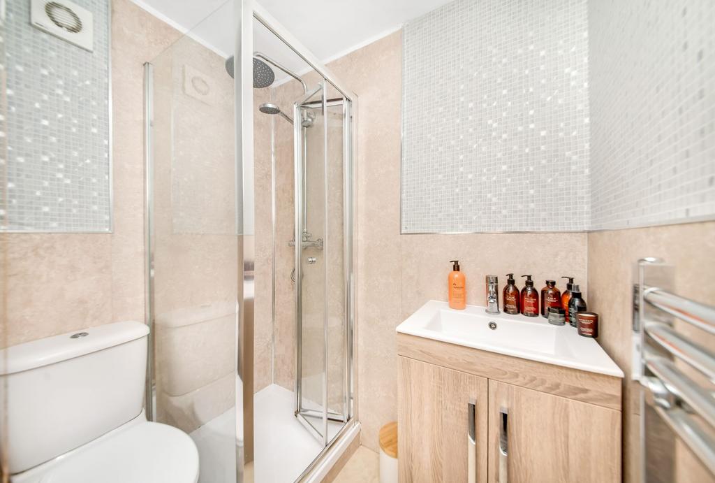 Bedroom one en suite shower room
