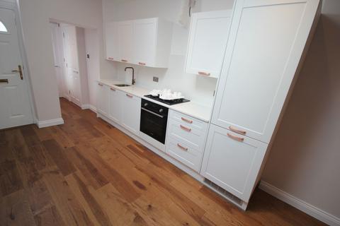 1 bedroom flat to rent, Falloden Way, London NW11