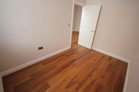 1 bedroom flat to rent, Falloden Way, London NW11