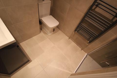 1 bedroom flat to rent, Falloden Way, London NW11
