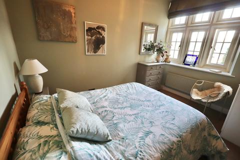 3 bedroom terraced house for sale, Gilbert Scott House, South Horrington