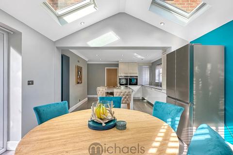 48 Howards Croft, Colchester, CO4 5FP