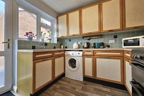 2 bedroom detached bungalow for sale, Tibberton Close, Solihull