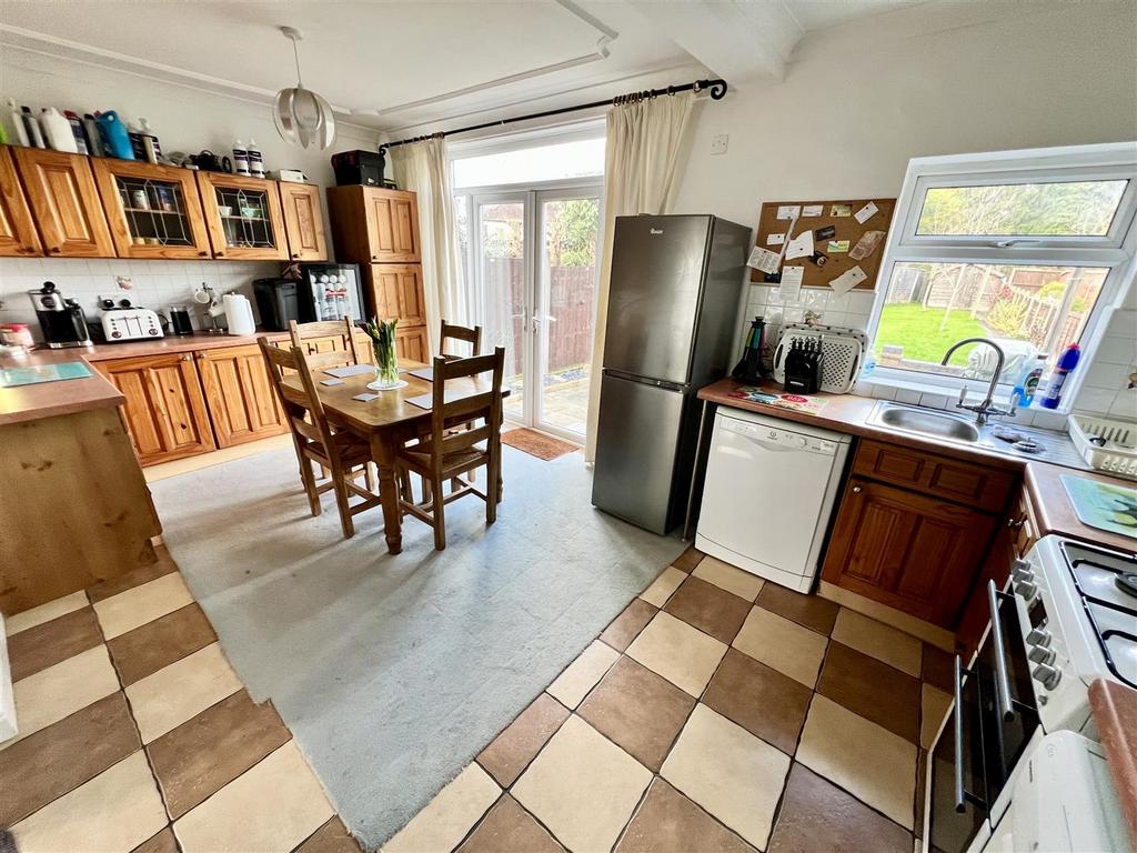 Kitchen diner