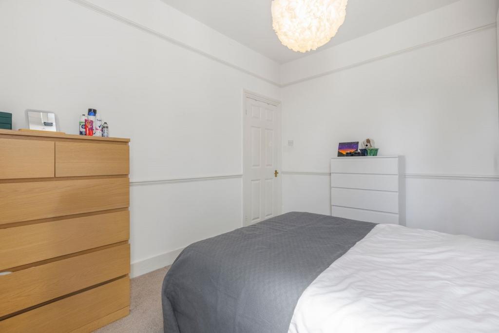 40 B Honley Road-8