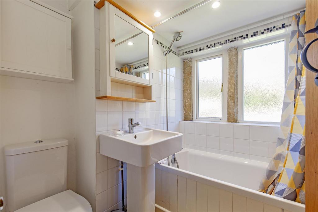Bathroom-1.jpg