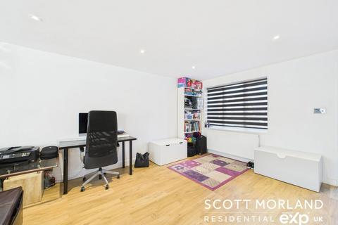 28 Alderwood, Chineham, Basingstoke, RG24 8TU