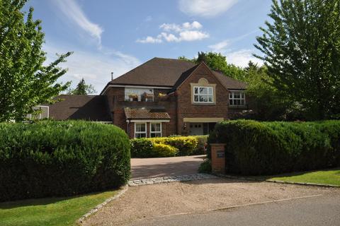 Walnut Tree Cottage Broomfield Park, Ascot, SL5 0JT