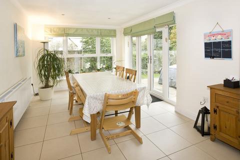 Walnut Tree Cottage Broomfield Park, Ascot, SL5 0JT