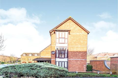 1 bedroom apartment for sale, Farriers Road, Epsom, Surrey