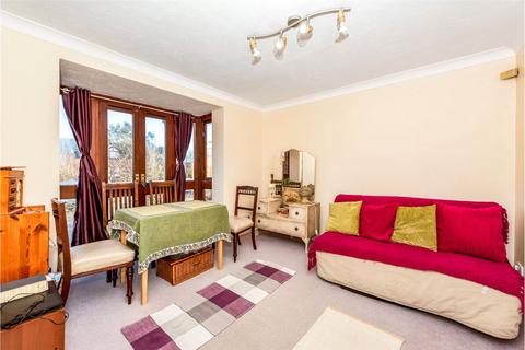1 bedroom apartment for sale, Farriers Road, Epsom, Surrey
