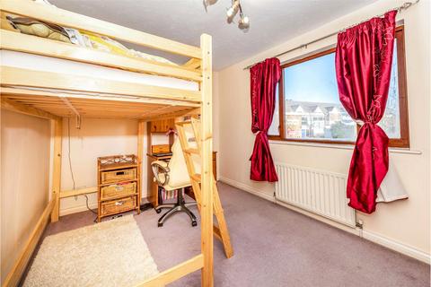 1 bedroom apartment for sale, Farriers Road, Epsom, Surrey