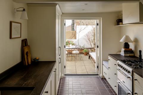 2 bedroom terraced house for sale, Ladas Road, London SE27