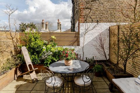 2 bedroom terraced house for sale, Ladas Road, London SE27