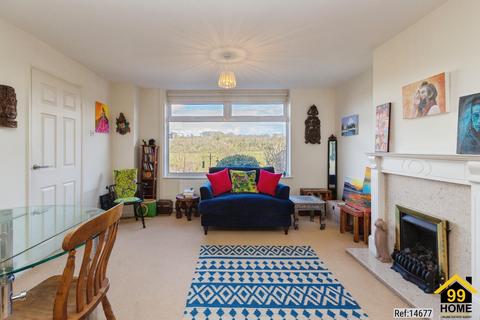 3 bedroom semi-detached house for sale, Lynton Rd, Chesham, Buckinghamshire, HP5