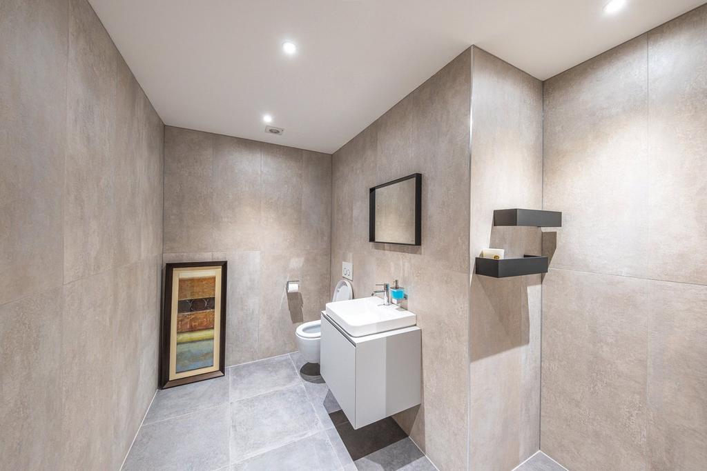 Picture No. 03