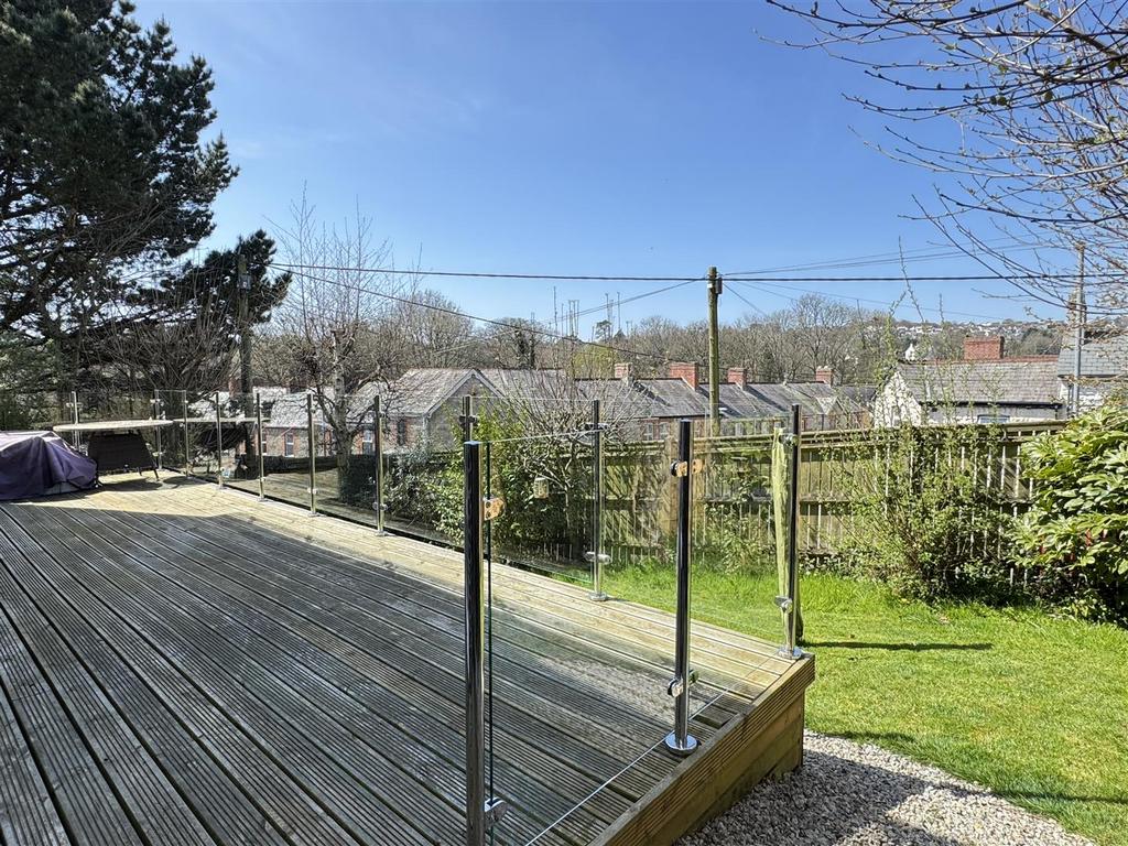Rear Decking