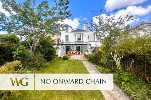 4 bedroom terraced house for sale