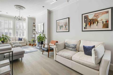 25 Clonmel Road, London, SW6 5BL