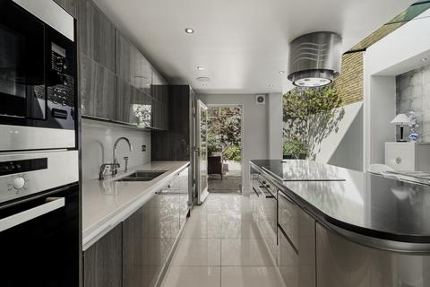 4 bedroom townhouse for sale, Cadogan Street, London SW3