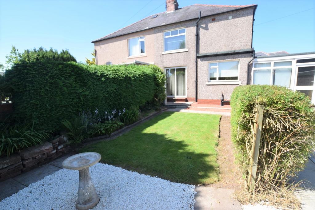 20 Roberts Crescent, Dumfries, DG2 7 RS - Grieve Gr