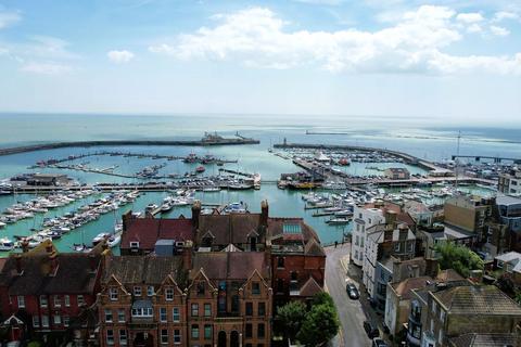 3 bedroom end of terrace house for sale, Rose Hill, Ramsgate CT11