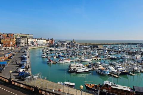 3 bedroom end of terrace house for sale, Rose Hill, Ramsgate CT11