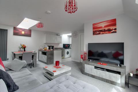 2 bedroom coach house for sale, Cassini Drive, Swindon, SN25