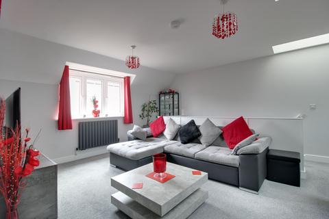 2 bedroom coach house for sale, Cassini Drive, Swindon, SN25
