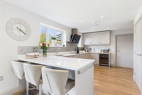 7 Moor View Croft, Sheffield, S10 5QA