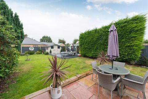 8 Freemans Road, Minster, Ramsgate, CT12 4DJ