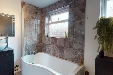 8 Freemans Road, Minster, Ramsgate, CT12 4DJ