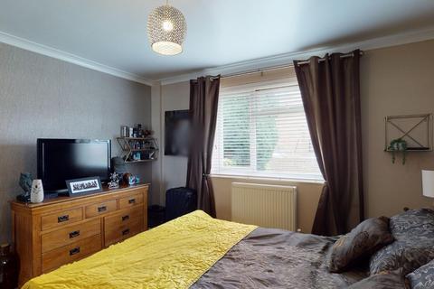 8 Freemans Road, Minster, Ramsgate, CT12 4DJ