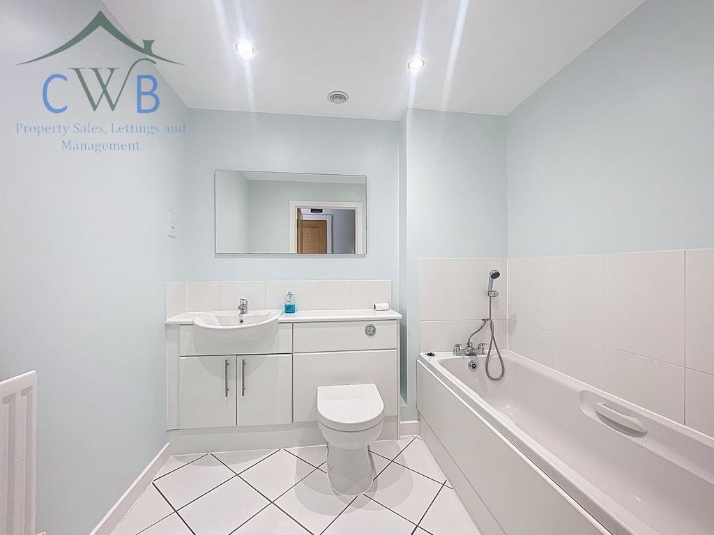 Main bathroom