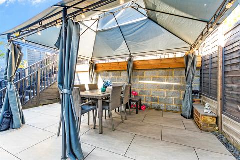2 bedroom link detached house for sale, Madden Avenue, Chatham ME5
