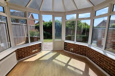 11 Kestrel Close, Bexhill-on-sea, TN40 1UG